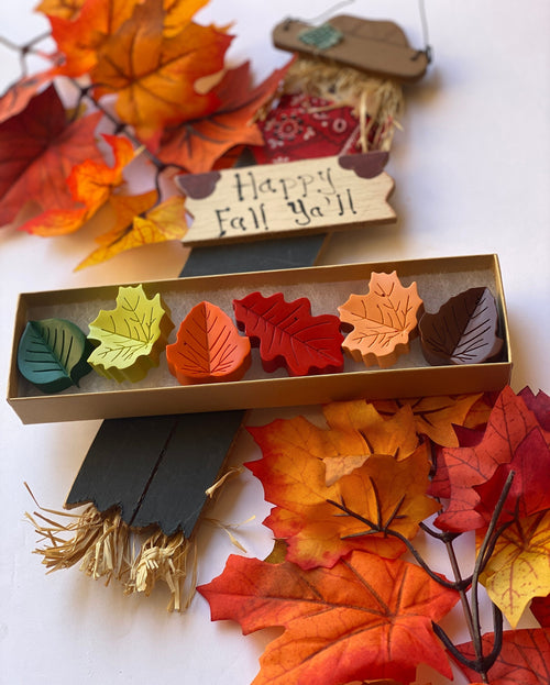 Autumn Leaf Crayon Set