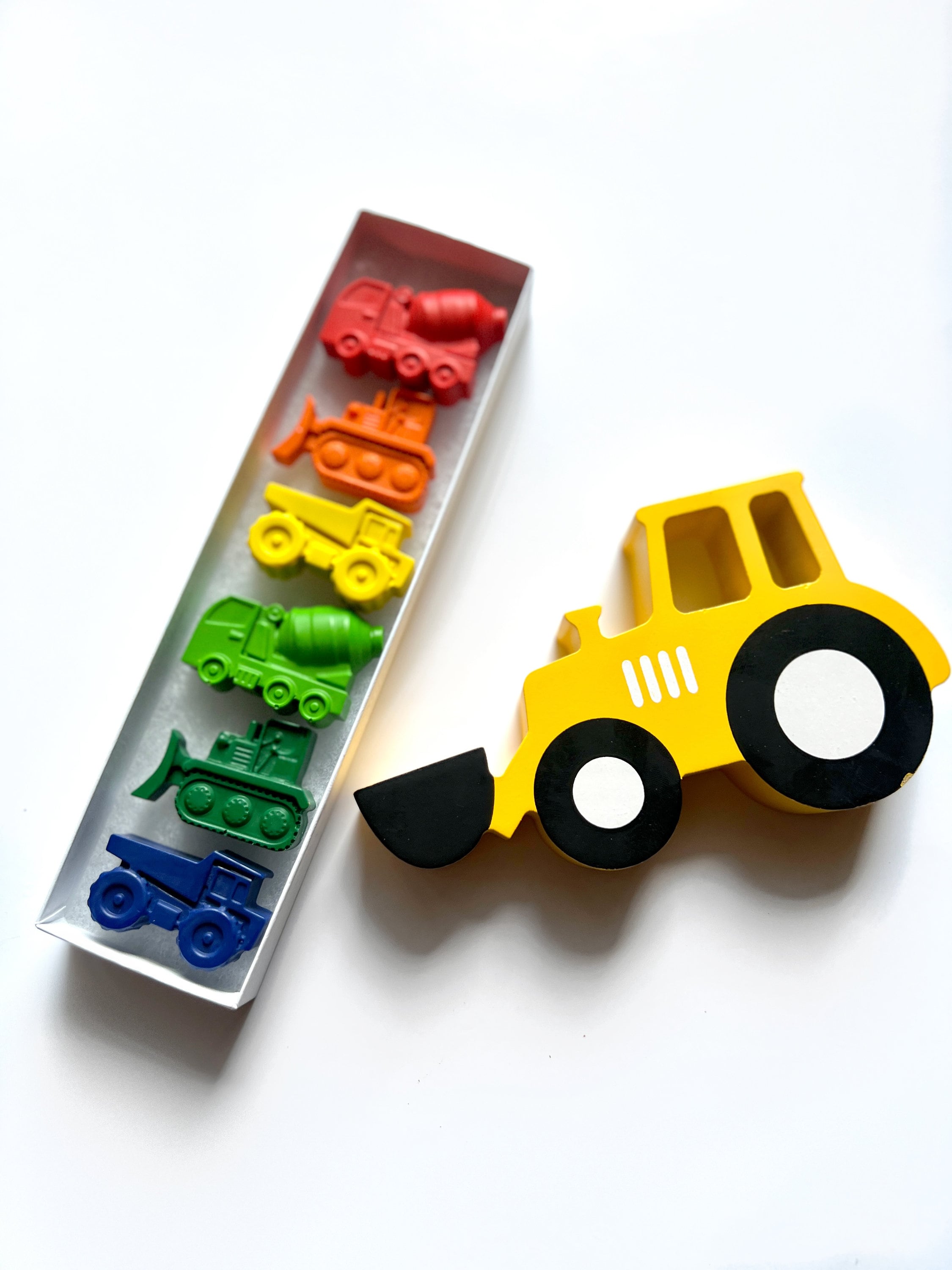 Construction Truck Crayon Set